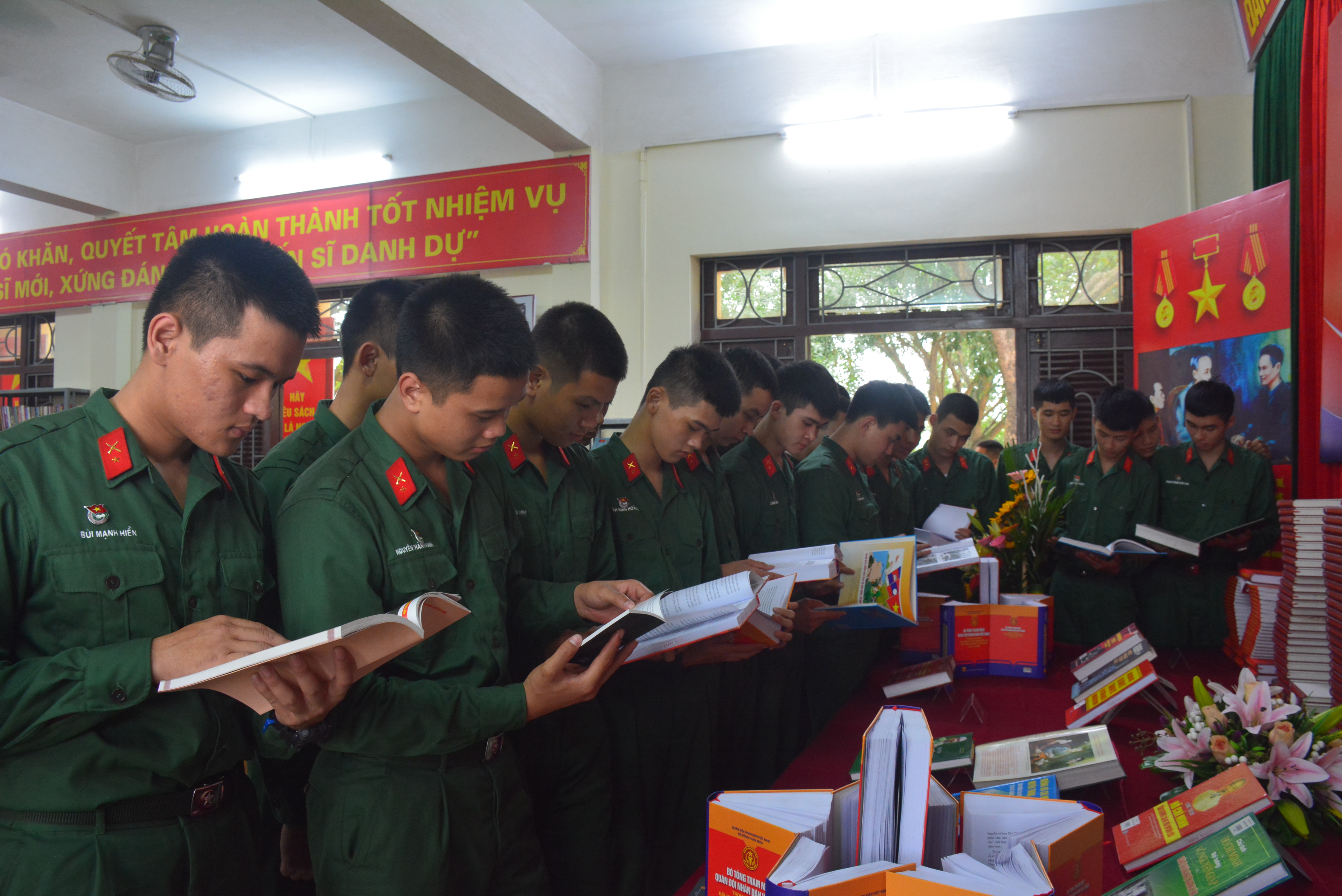 Tổ chức thư viện lưu động 